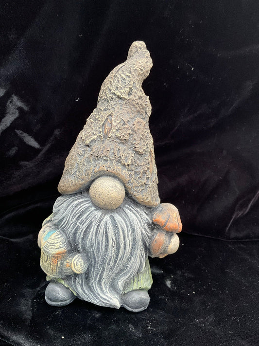Gnome - watering can- mushroom - 1
