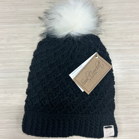 River Toque-Black