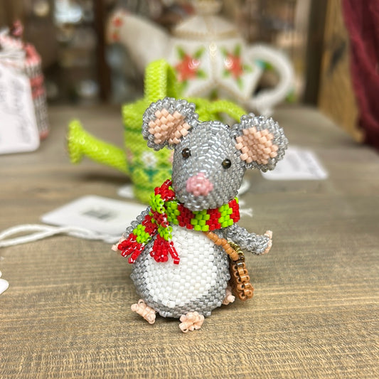 Beaded Winter Mouse