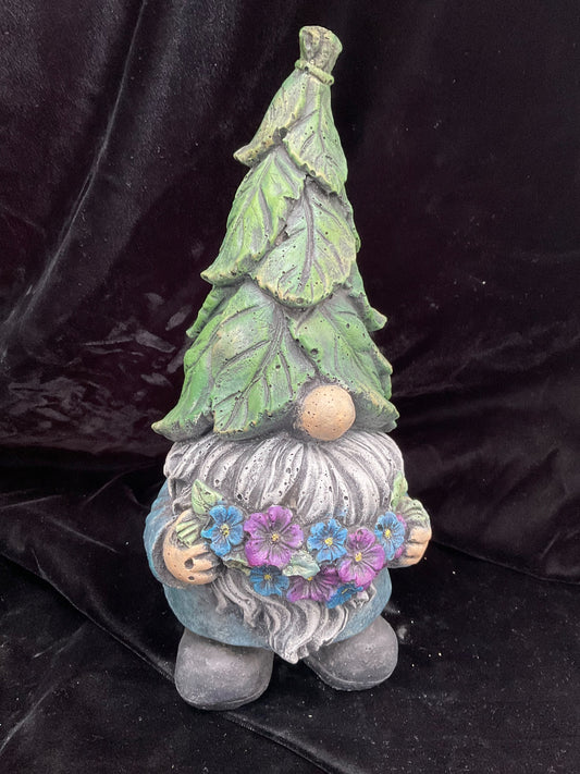 Gnome- Leaf Head-large - 1